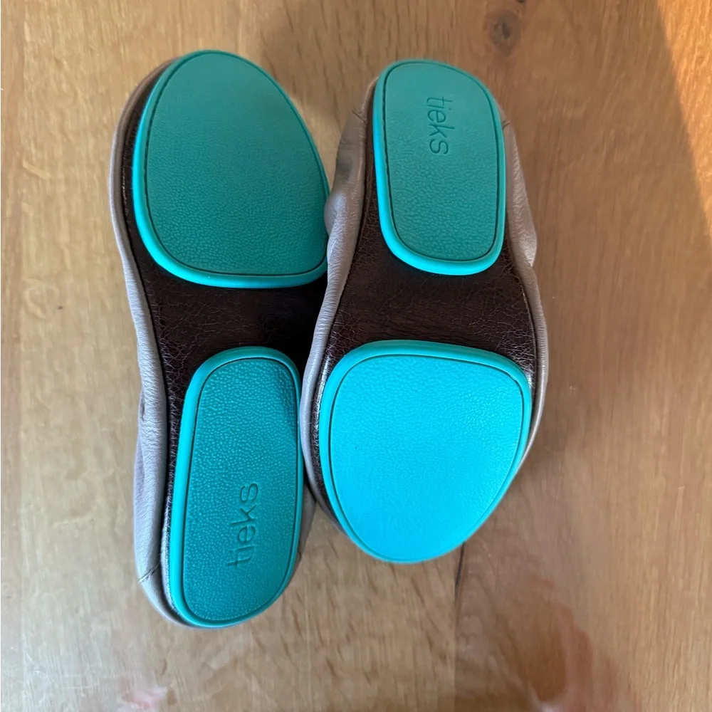 NWOT~Tieks Foldable Ballet Flats - Picture 4 of 6